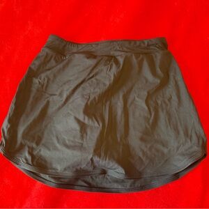 HALARA Black Skort
